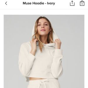 Alo muse hoodie NWT